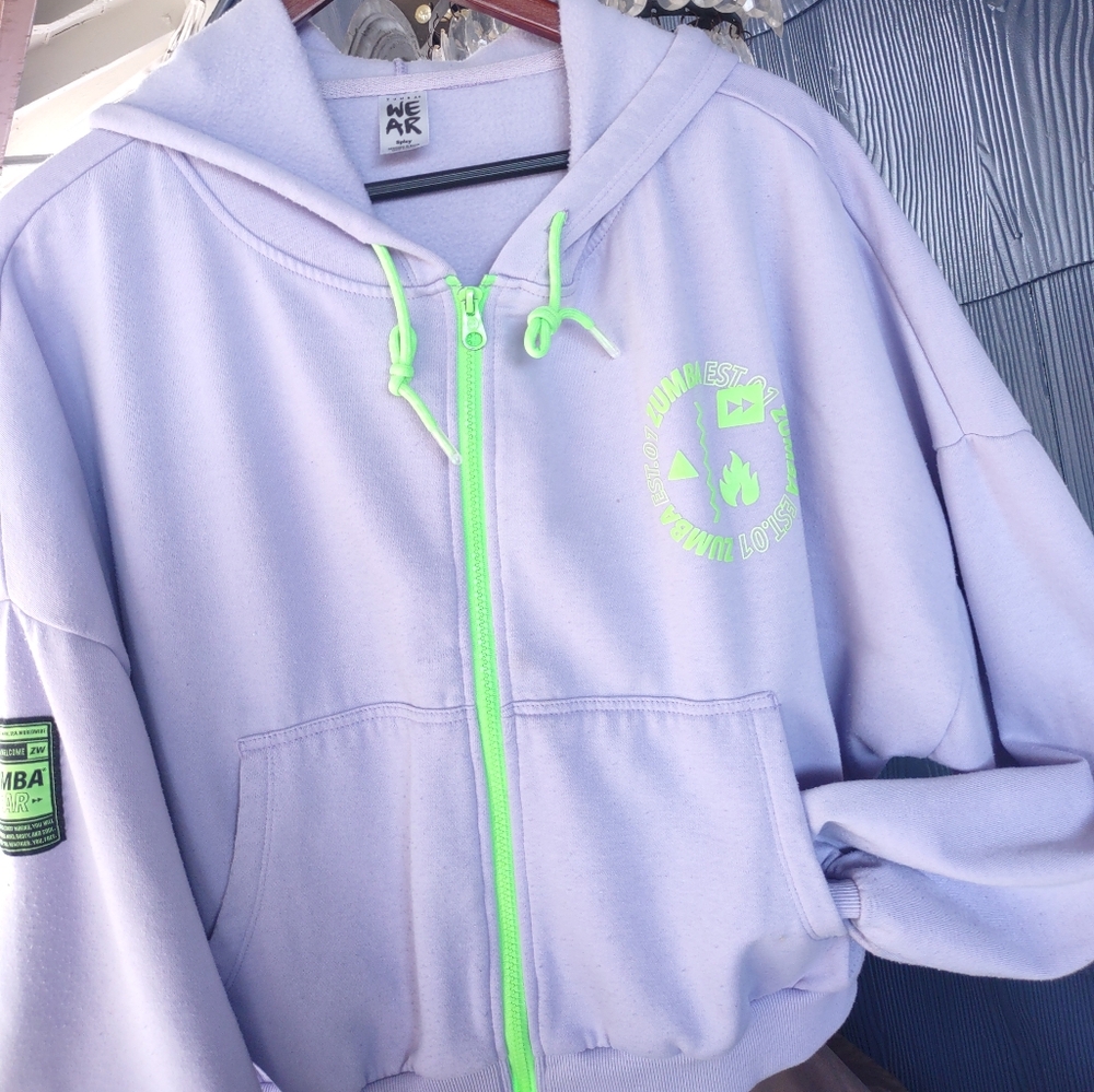Zumba Hooded Sweatshirt Size Small